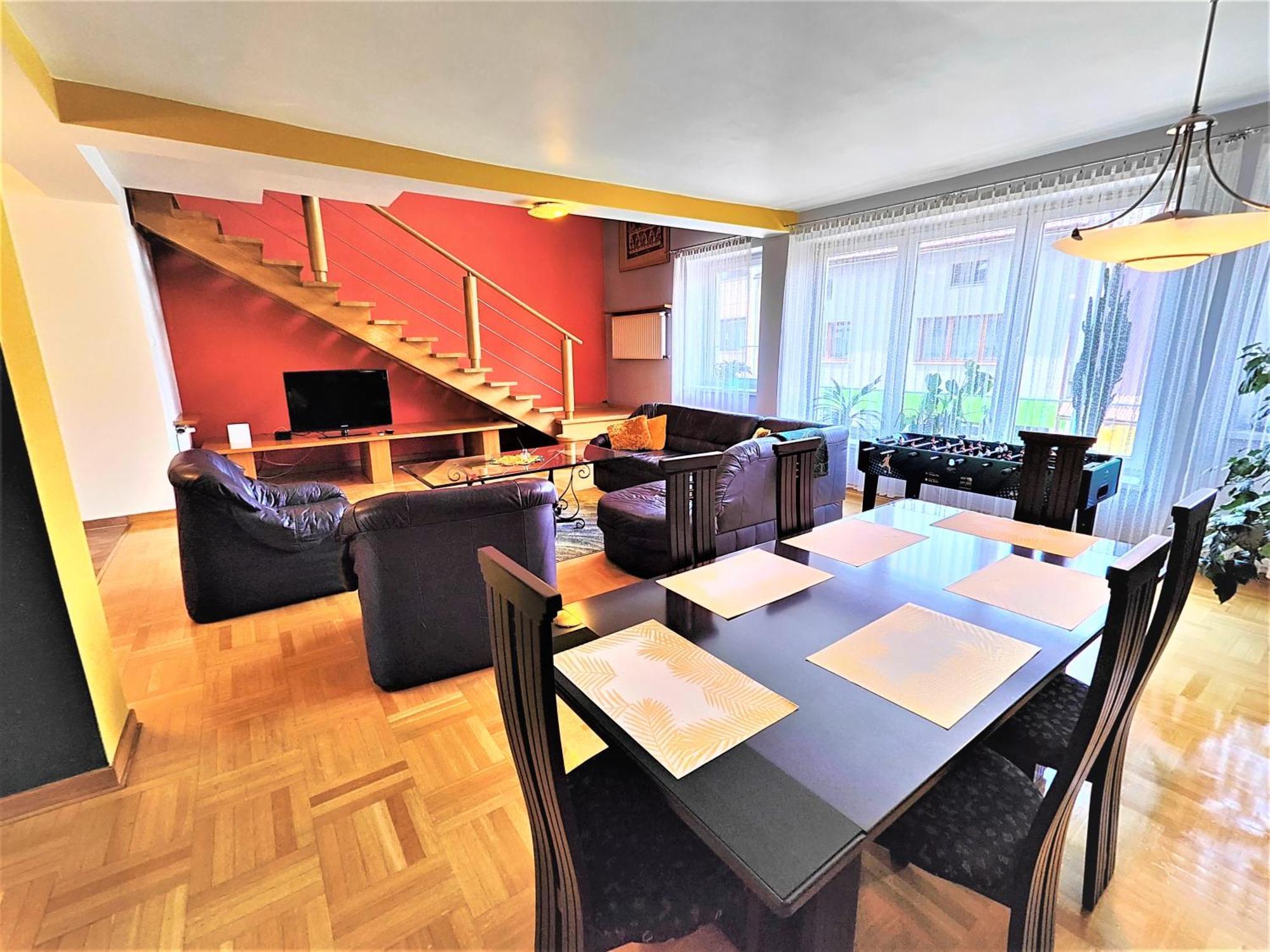 Centrum Dwupoziomowy 120 Metrow * Neumarkt
