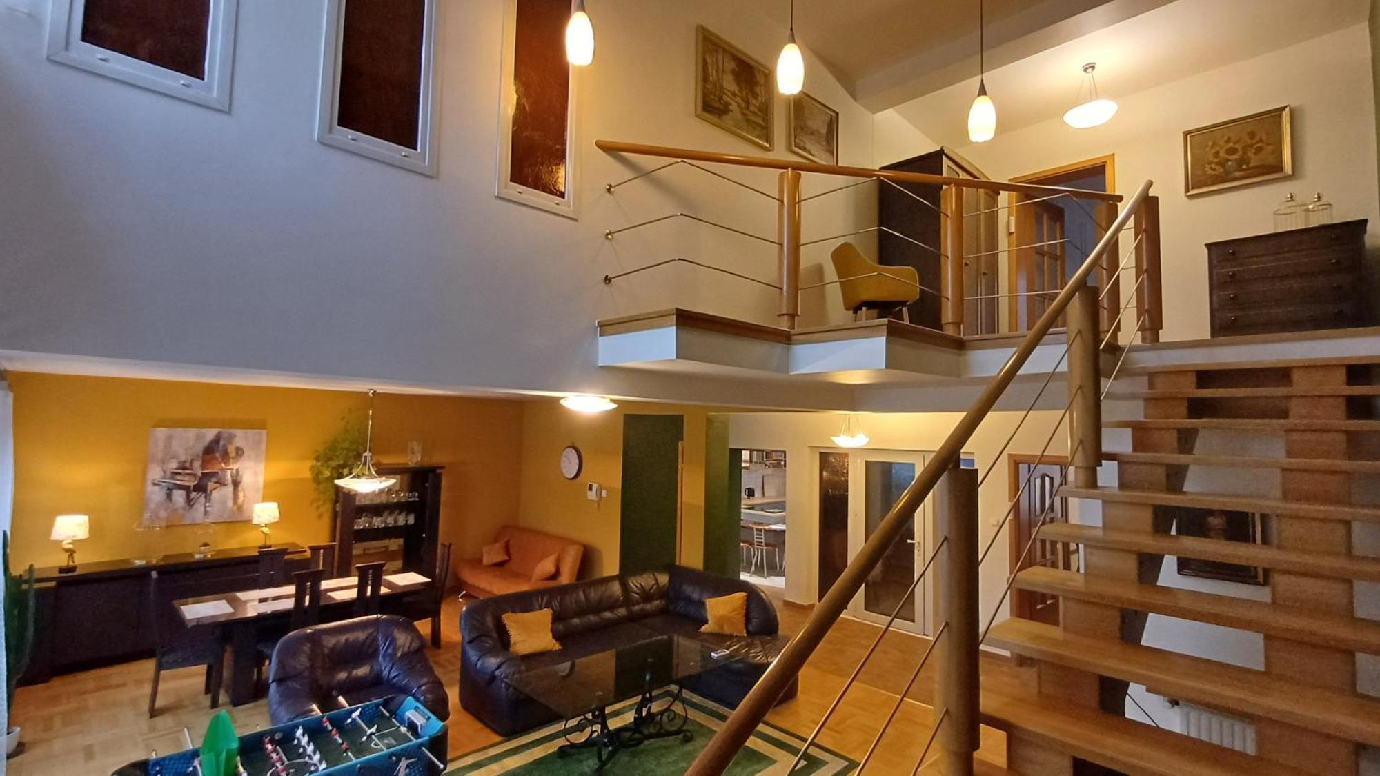 Apartment Centrum Dwupoziomowy 120 Metrow